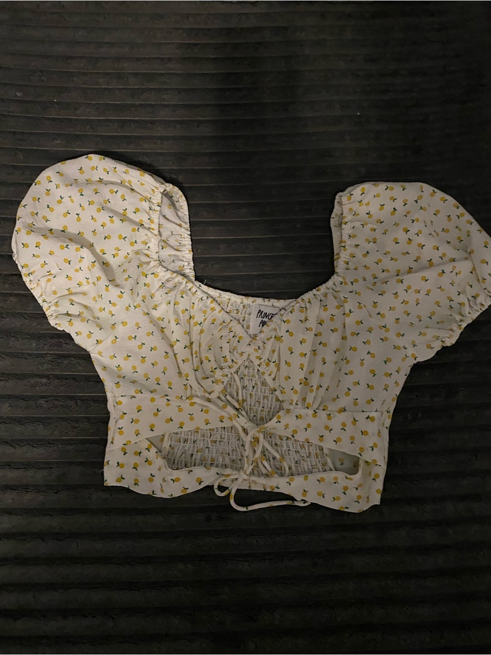 Princess Polly White Crop Top with Yellow Floral Print size 6
